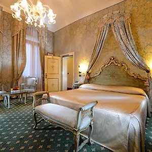 https://ca-rialto.hotelinveneto.com